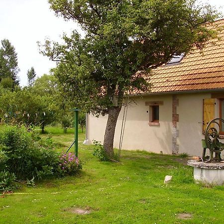 Au Grand Pre Bed & Breakfast Theillay Bagian luar foto